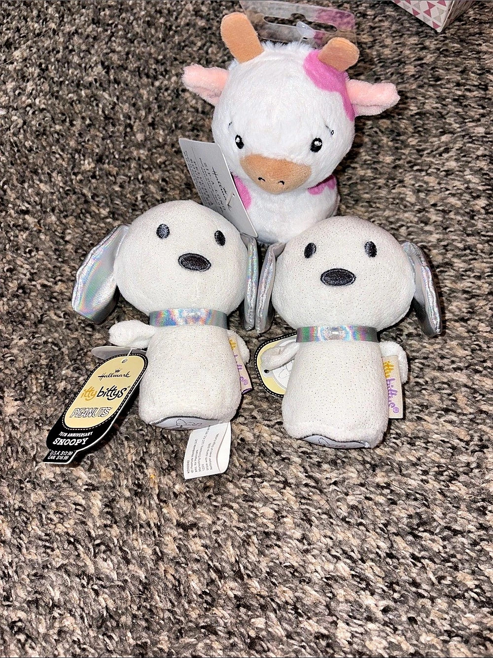 Hallmark itty bittys Peanuts 75th Anniversary Snoopy Plush Set